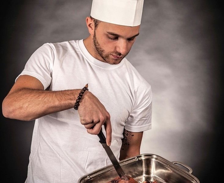 Picture related to masterchef https://showcaseschool.co/wp-content/uploads/2023/07/cooking-competitions-culinary-contests-food-battles-gourmet-cookoff-iron-chef-top-chef-masterchef-culinary-championship-food-network-chef-wars-battle-of-the-chefs-international-cooking-championship-food-and-cooking-fe0a4424.jpg