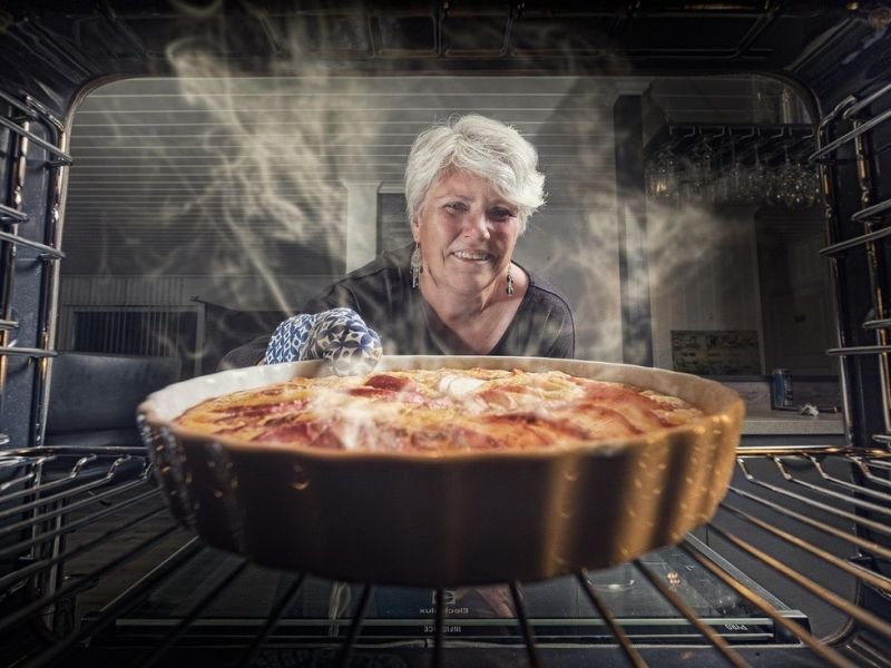 A Photo of culinary showdown https://showcaseschool.co/wp-content/uploads/2023/07/cooking-competitions-culinary-contests-gourmet-cookoffs-iron-chef-challenge-top-chef-cook-off-masterchef-competition-culinary-showdown-food-network-cook-off-chef-wars-battle-of-the-chefs-international-cooking-championship-cooking-competitions-e5fcadb9.jpg
