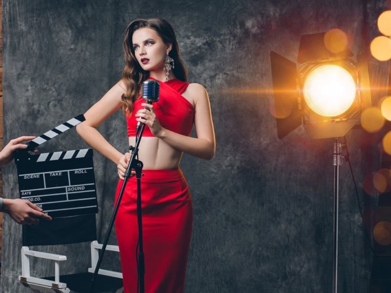 Check Out trends https://showcaseschool.co/wp-content/uploads/2023/09/entertainment-industry-trends-challenges-opportunities-film-industry-celebrities-pop-culture-entertainment-6319a017.jpg