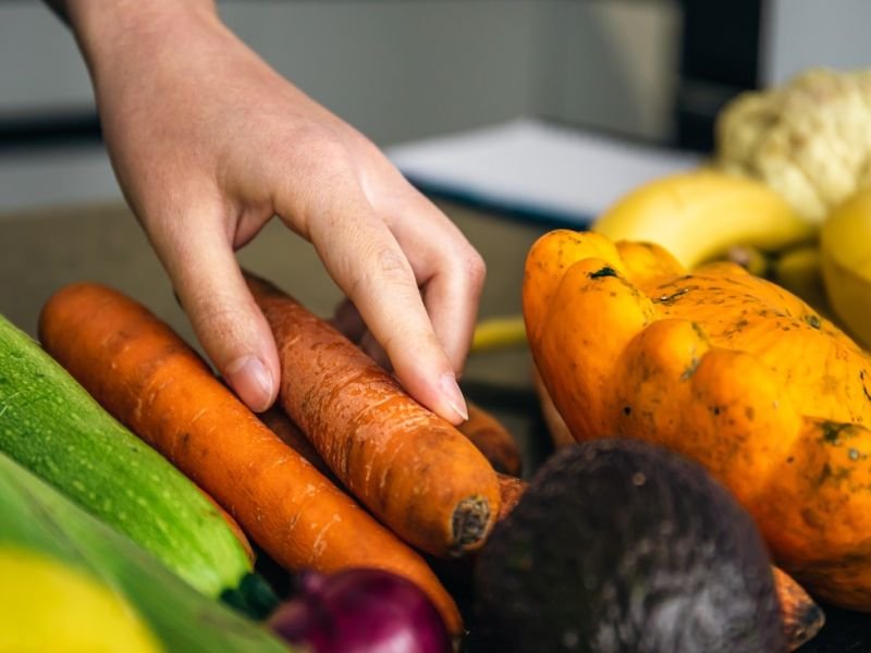 View overall health https://showcaseschool.co/wp-content/uploads/2023/09/healthy-cooking-nutritious-recipes-clean-eating-portion-control-mindful-eating-overall-health-cooking-videos-healthy-lifestyle-Healthy-Cooking-3f3930c0.jpg